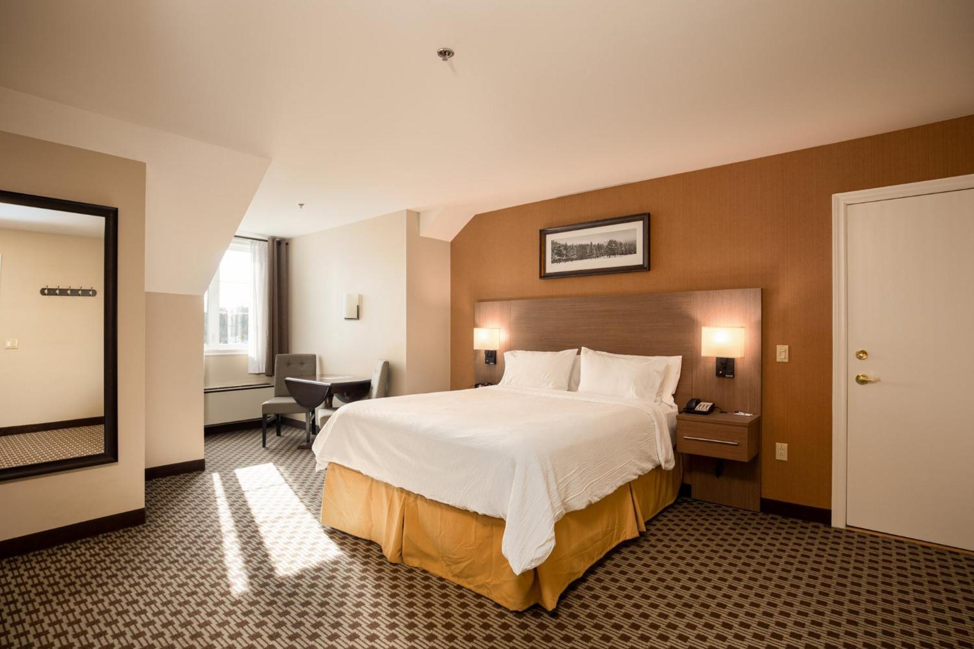 Holiday Inn Express & Suites Tremblant By Ihg Мон-Трамблан Экстерьер фото